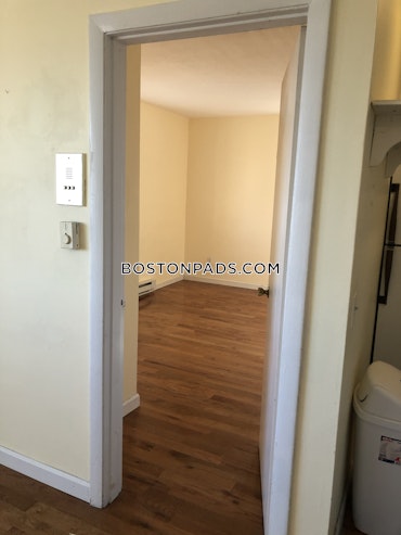 Boston - 1 Beds, 1 Baths