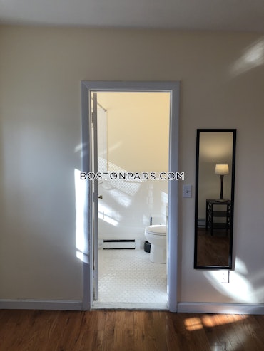 Boston - 1 Beds, 1 Baths