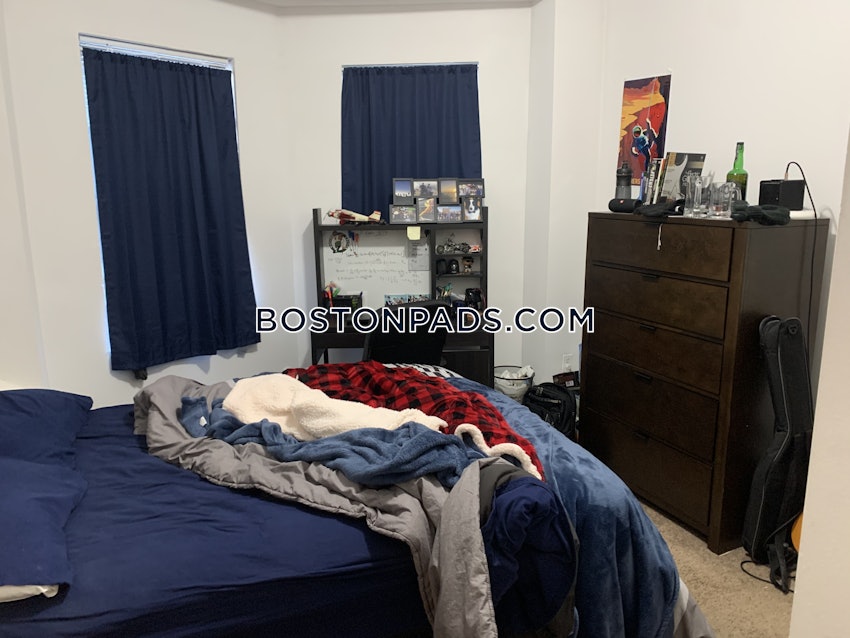 BOSTON - NORTHEASTERN/SYMPHONY - 4 Beds, 1 Bath - Image 6