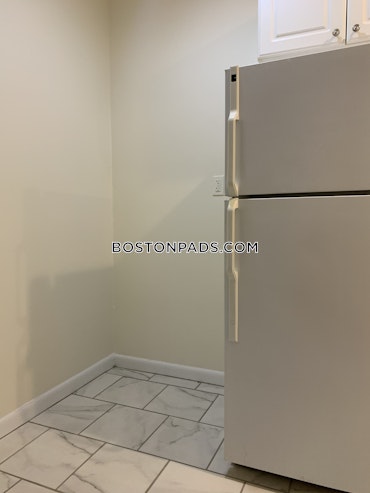 Boston - 1 Beds, 1 Baths