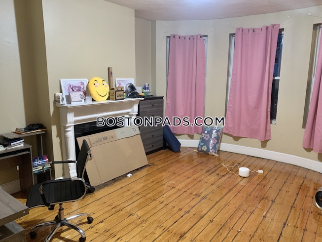 Boston - $4,260+ /mo