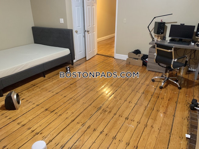 Boston - $4,260+ /mo