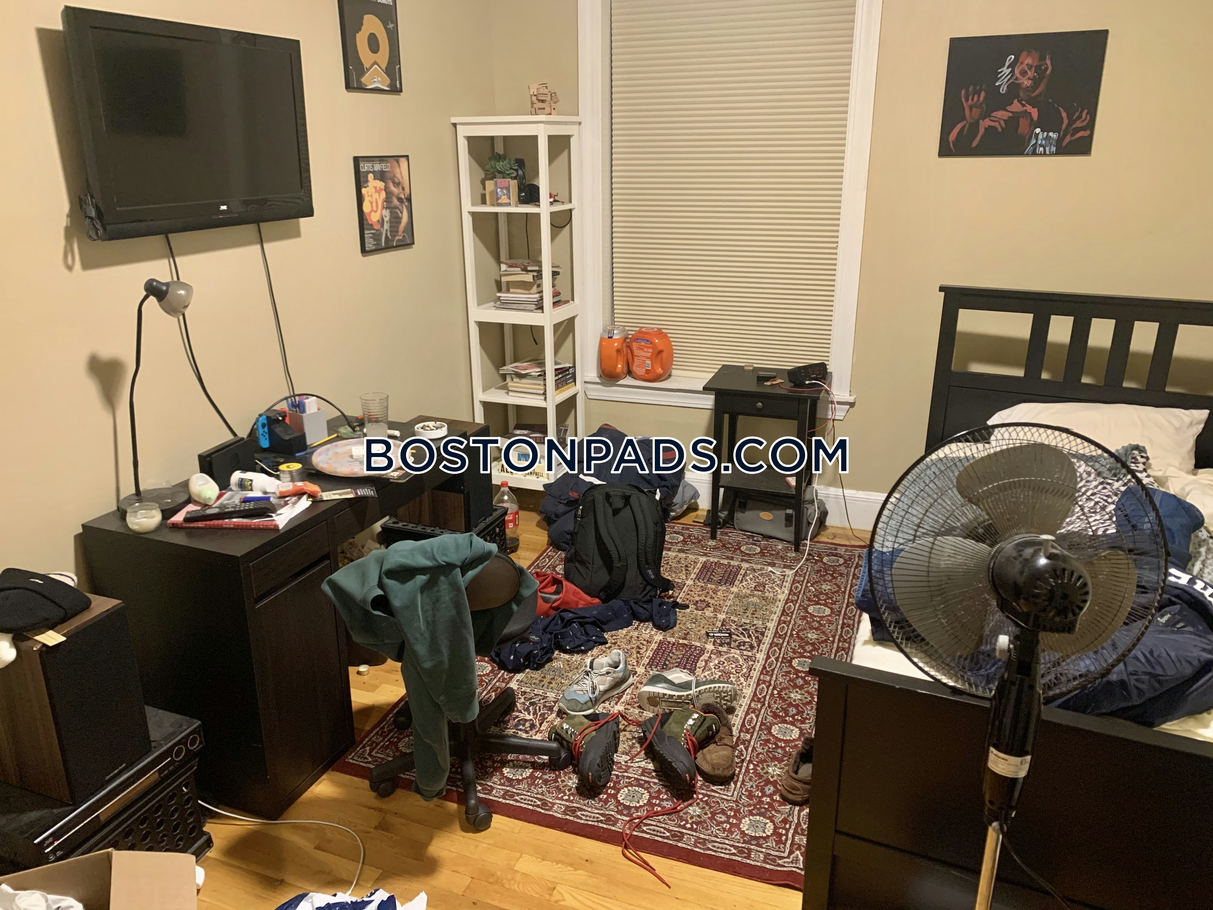 Boston - 4 Beds, 2 Baths