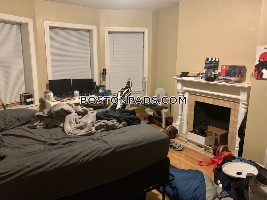 Boston - $4,995+ /month