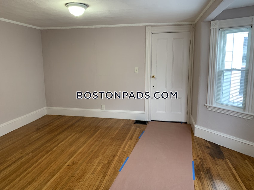 BOSTON - ALLSTON - 3 Beds, 1 Bath - Image 7