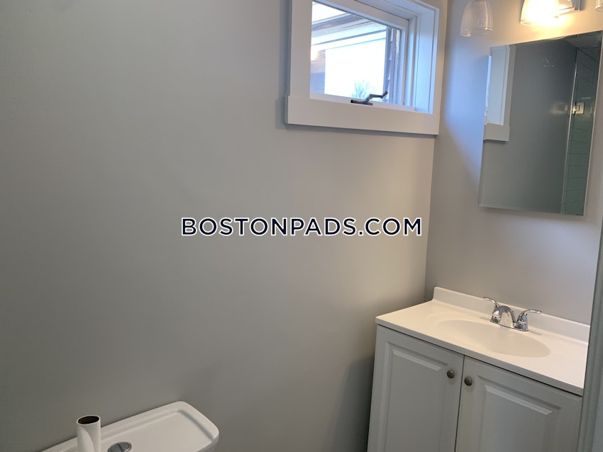 BOSTON - EAST BOSTON - MAVERICK - 5 Beds, 1 Bath - Image 29