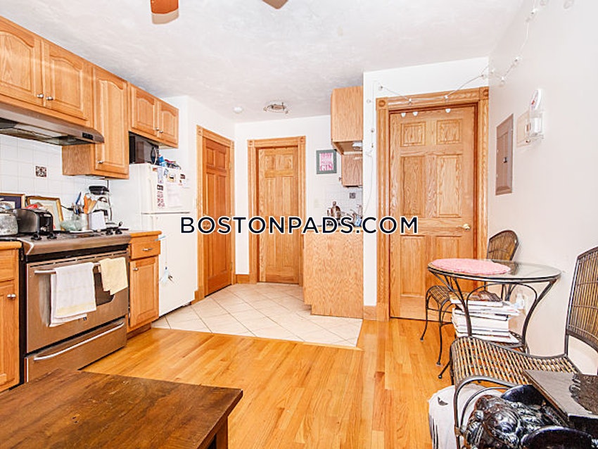 BOSTON - BEACON HILL - 2 Beds, 1 Bath - Image 1