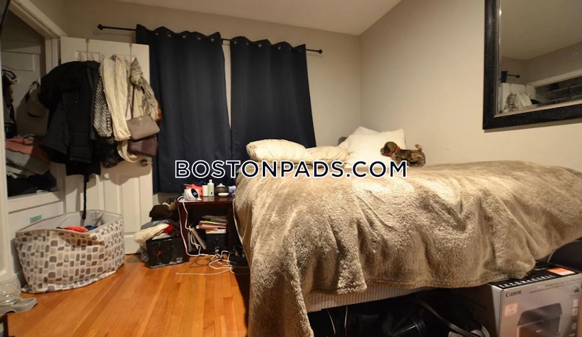 BOSTON - BRIGHTON - OAK SQUARE - 4 Beds, 2 Baths - Image 4