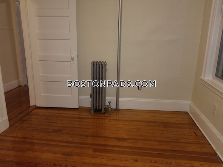 Conwell Ave., Somerville