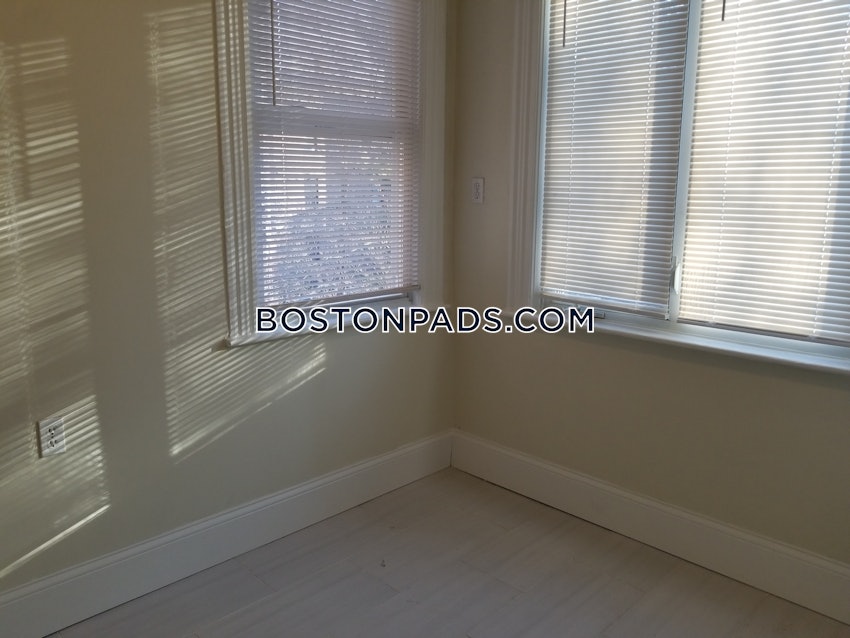 BROOKLINE- BOSTON UNIVERSITY - 1 Bed, 1 Bath - Image 4