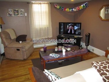 Boston - 1 Beds, 1 Baths