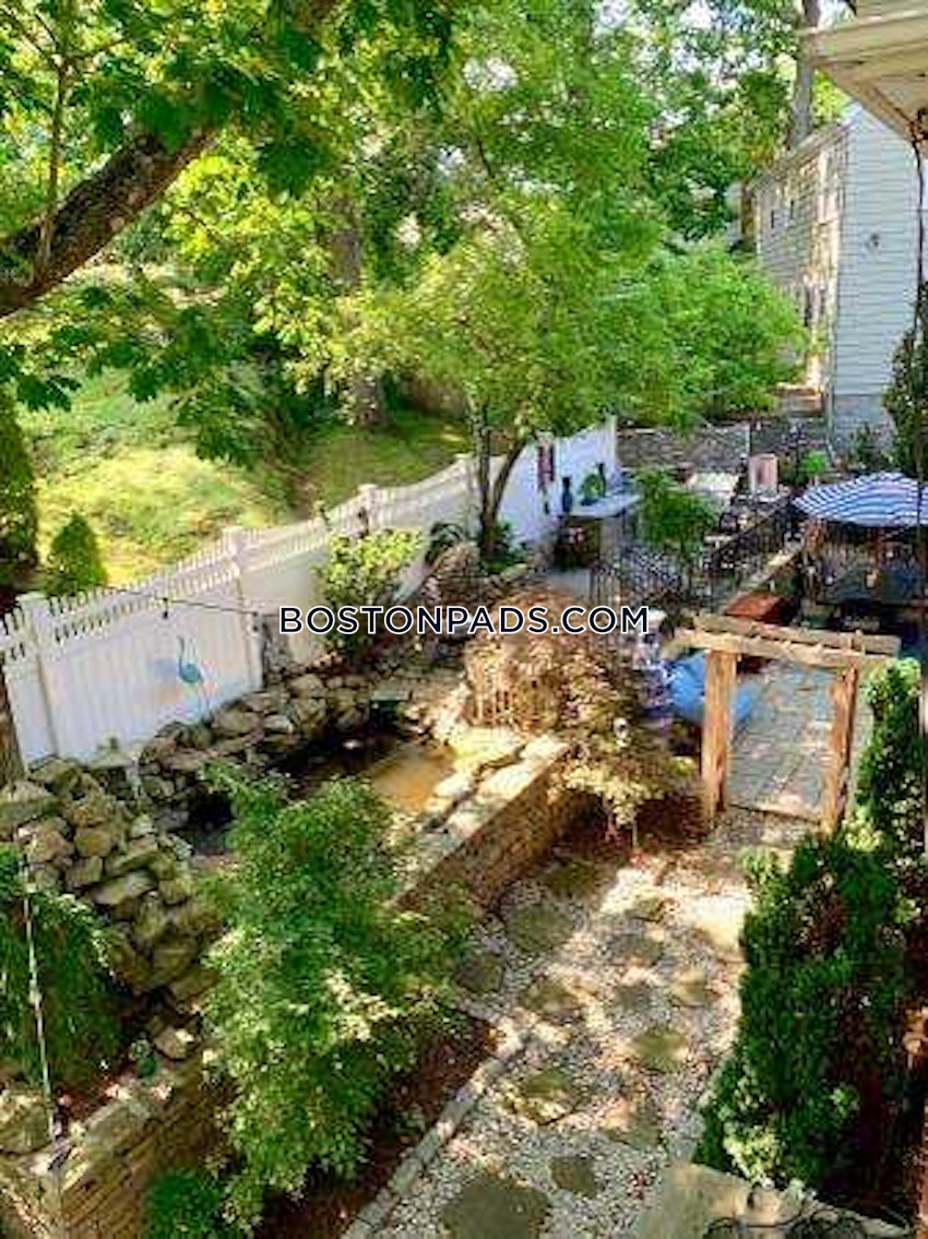 BROOKLINE - CHESTNUT HILL - 2 Beds, 1 Bath - Image 15