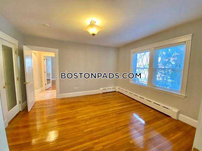 BROOKLINE - CHESTNUT HILL - 2 Beds, 1 Bath - Image 4