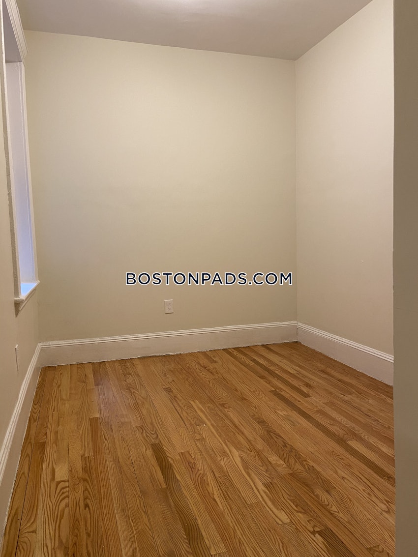 BOSTON - NORTHEASTERN/SYMPHONY - 1 Bed, 1 Bath - Image 4