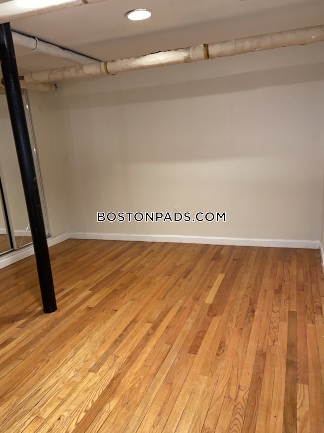 Boston - $3,500+ /mo