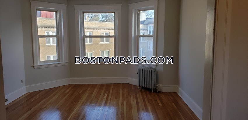 BROOKLINE- BOSTON UNIVERSITY - 4 Beds, 1.5 Baths - Image 5