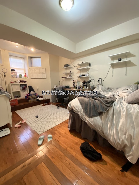 Saint Stephen St. Boston photo 15