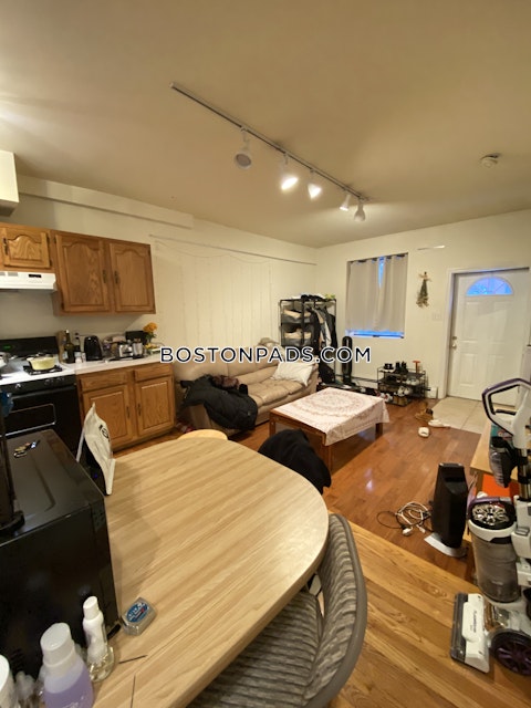 Saint Stephen St. Boston photo 21