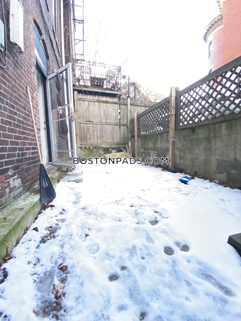 Saint Stephen St. Boston photo 25