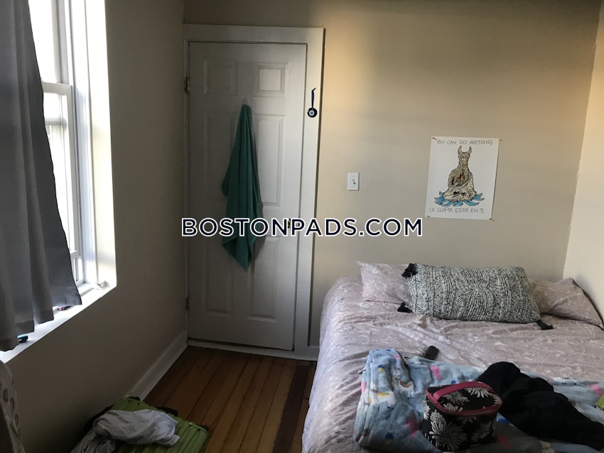 BOSTON - BEACON HILL - 2 Beds, 1 Bath - Image 10