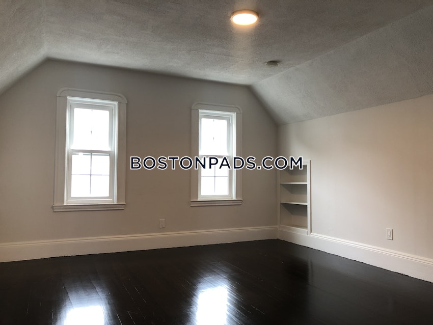 SOMERVILLE - TUFTS - 4 Beds, 1 Bath - Image 8