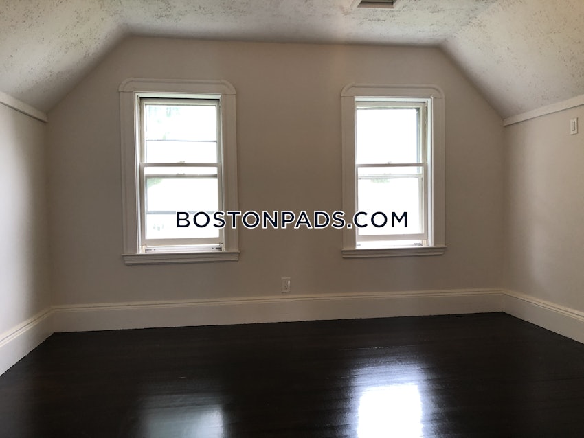 SOMERVILLE - TUFTS - 4 Beds, 1 Bath - Image 7