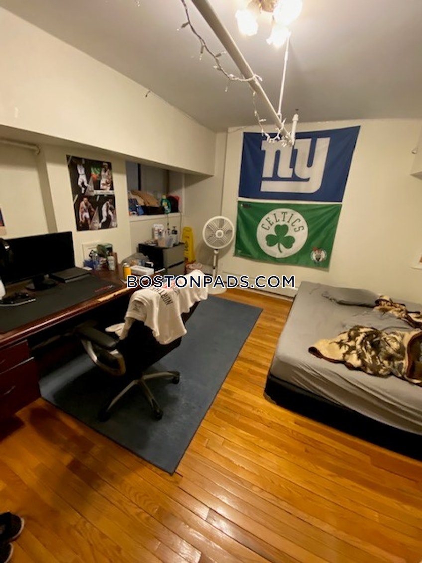Boston - $5,600+ /month