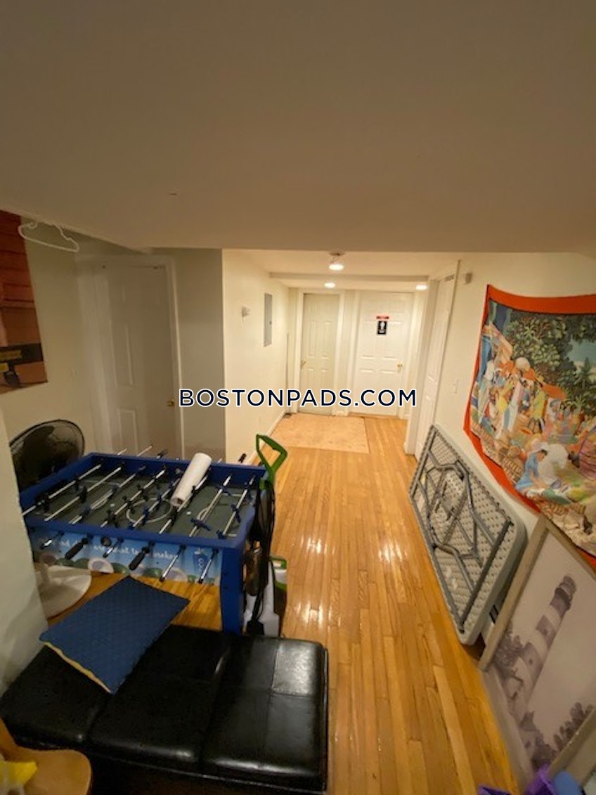 Boston - $5,600+ /month