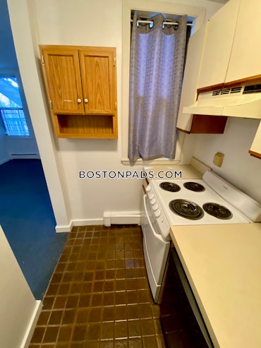 Boston - 1 Beds, 1 Baths