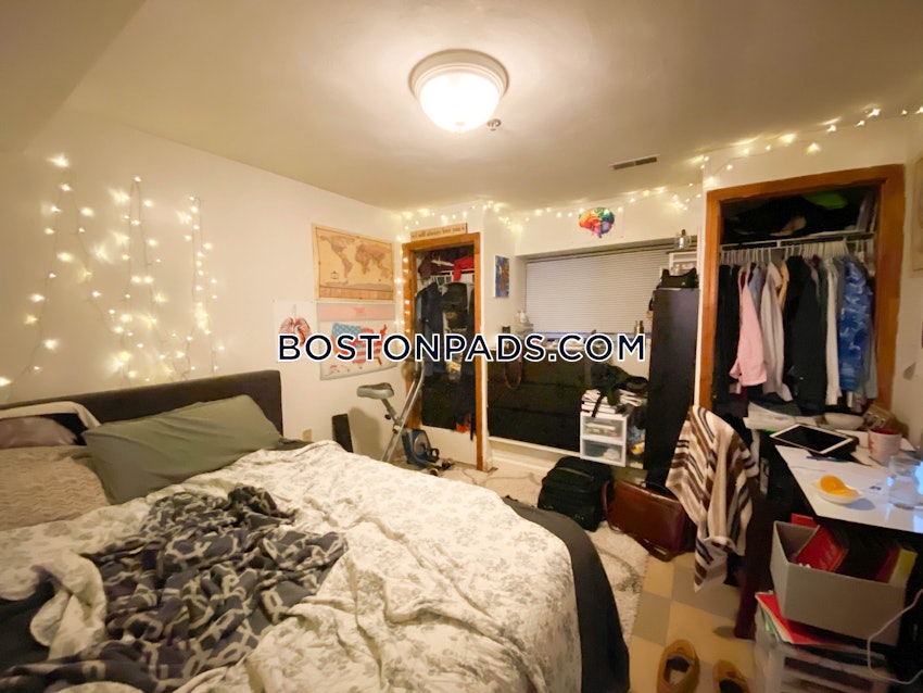 BOSTON - MISSION HILL - 2 Beds, 1 Bath - Image 2