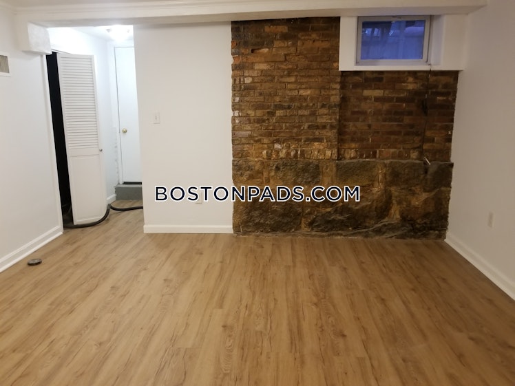 Endicott St., Boston