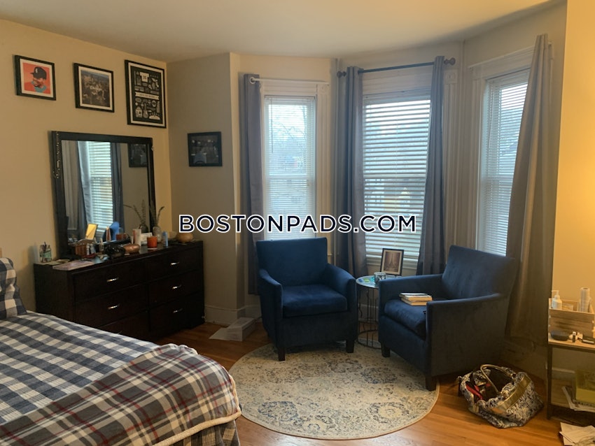 BOSTON - JAMAICA PLAIN - ARBORETUM - 2 Beds, 1 Bath - Image 1