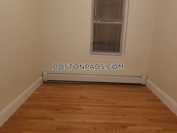 Wait St., Roxbury Crossing