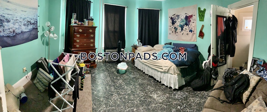 BOSTON - MISSION HILL - 4 Beds, 1 Bath - Image 3