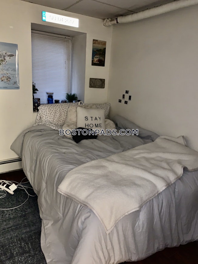 Boston - $6,700+ /mo