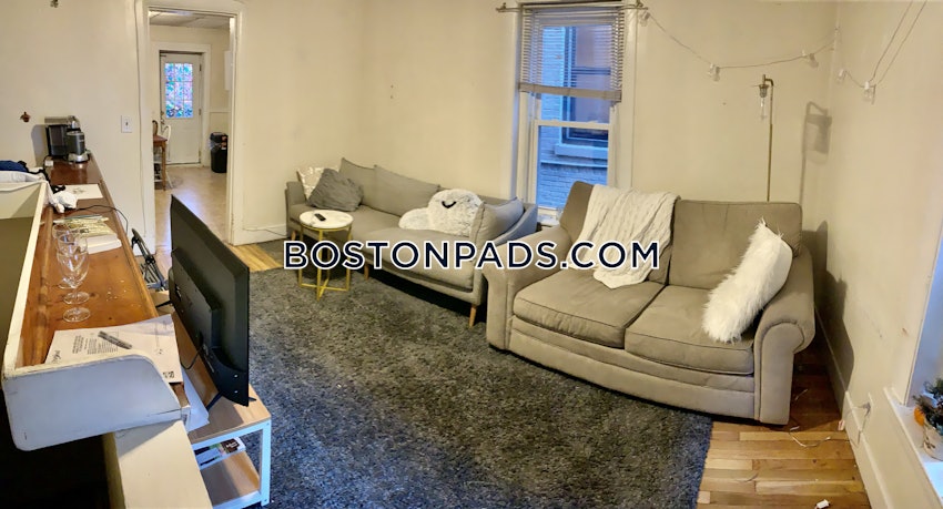 BOSTON - NORTHEASTERN/SYMPHONY - 4 Beds, 2 Baths - Image 6