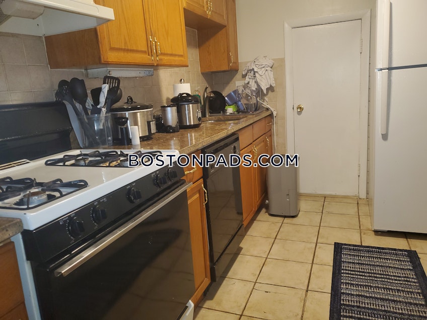 Boston - $4,100+ /month