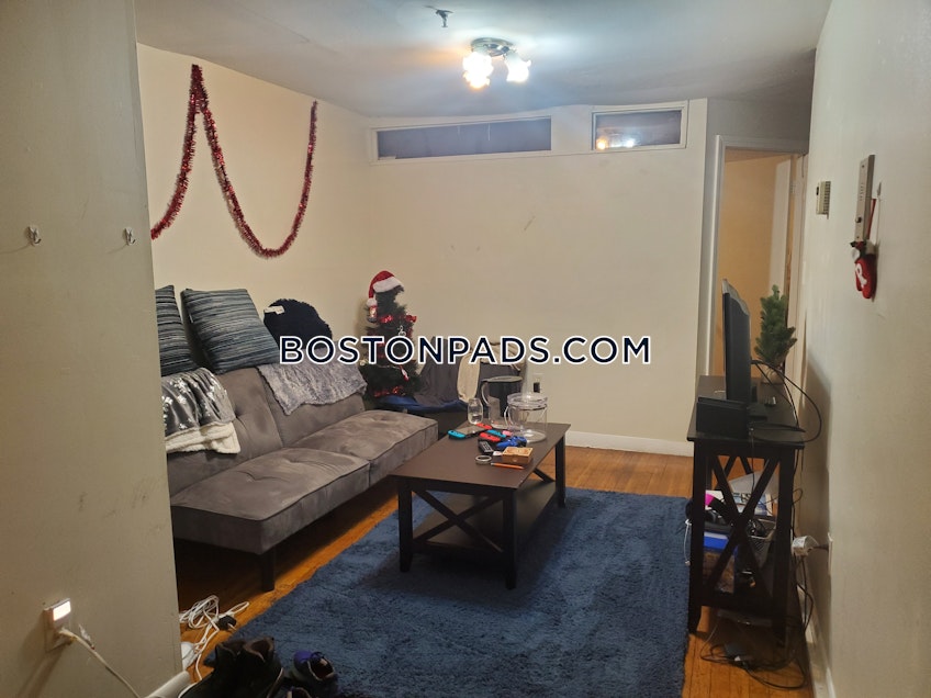 Boston - $4,100+ /month