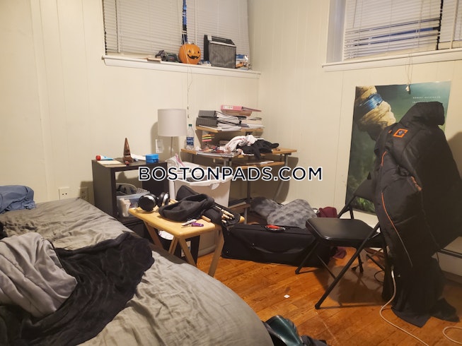 Boston - $4,100+ /mo