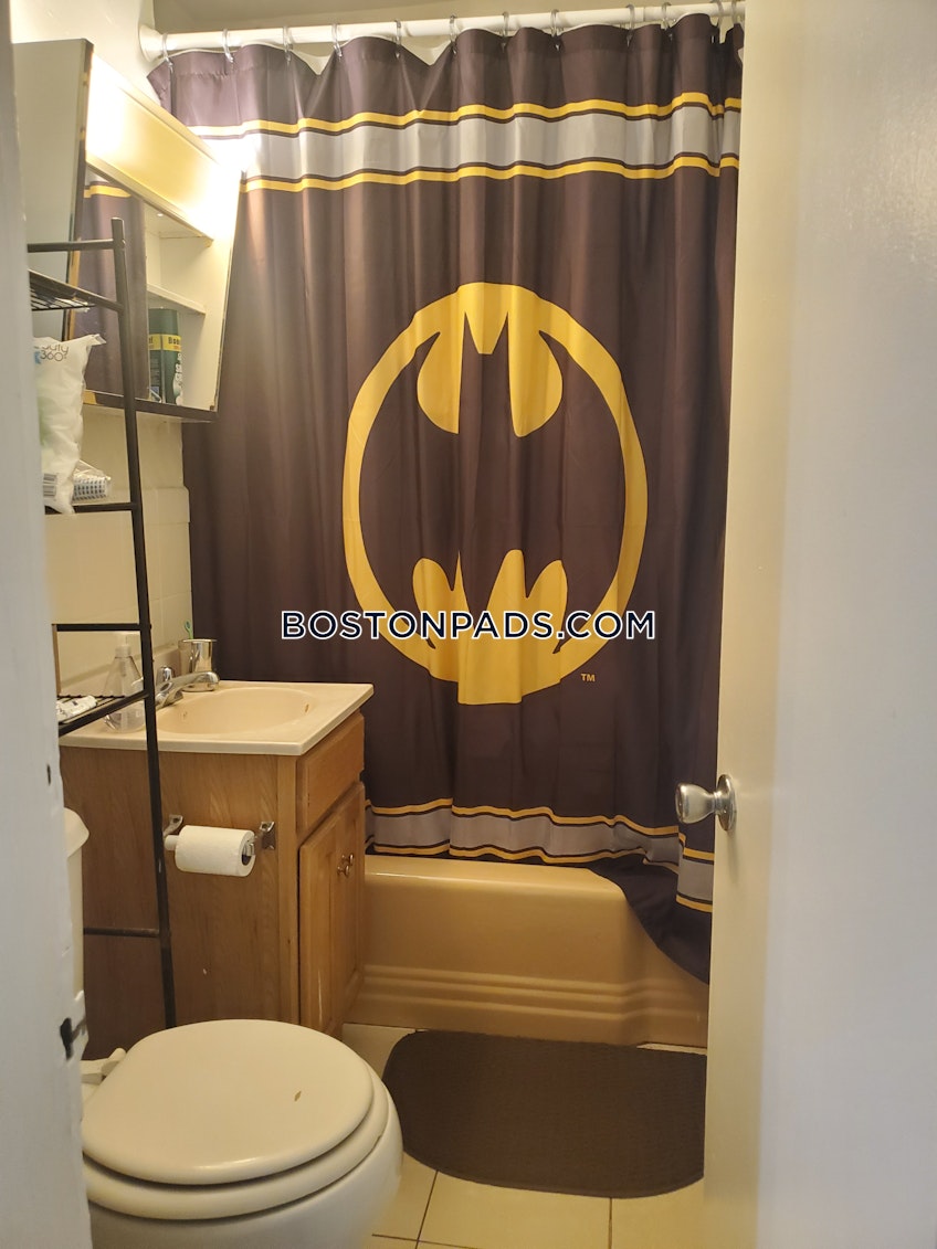 Boston - $4,100+ /month