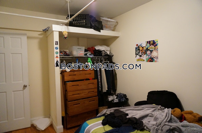 BOSTON - FENWAY/KENMORE - 3 Beds, 1 Bath - Image 5