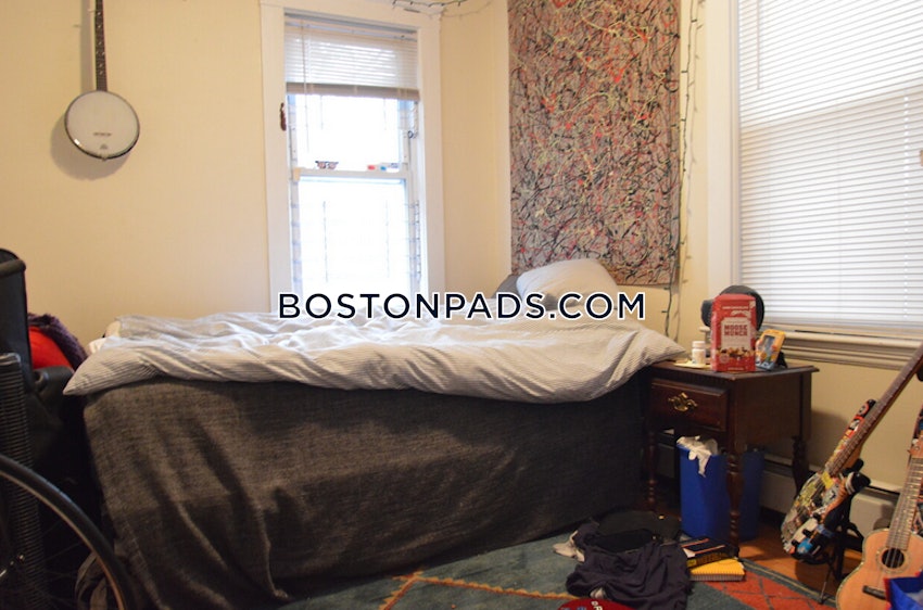 BOSTON - ALLSTON - 5 Beds, 2 Baths - Image 6