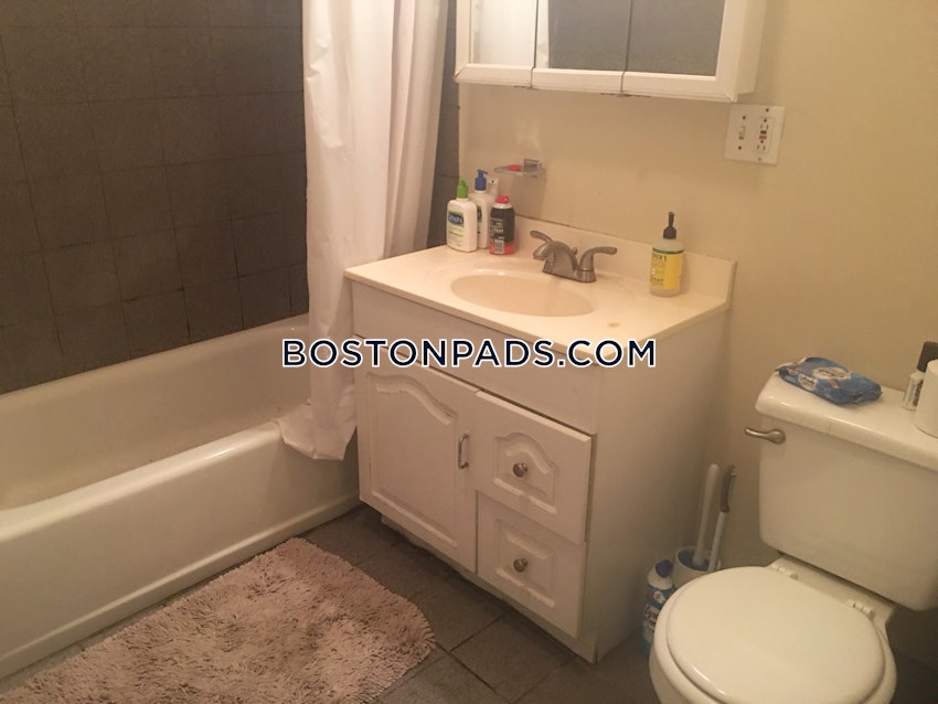 BOSTON - ALLSTON - 4 Beds, 1.5 Baths - Image 15