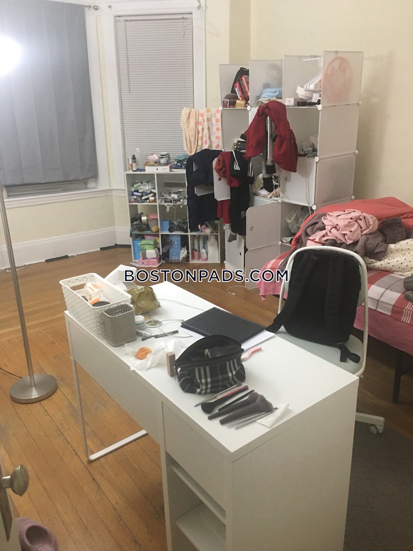 Boston - $4,200+ /month