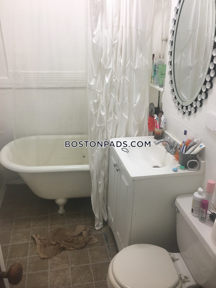 Boston - $4,800+ /month