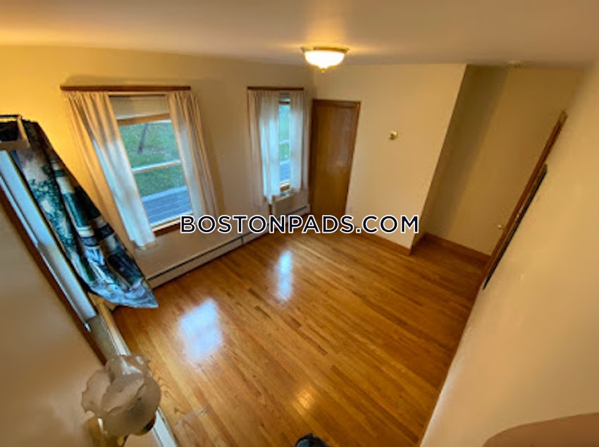 BOSTON - BRIGHTON - OAK SQUARE - 5 Beds, 2.5 Baths - Image 41