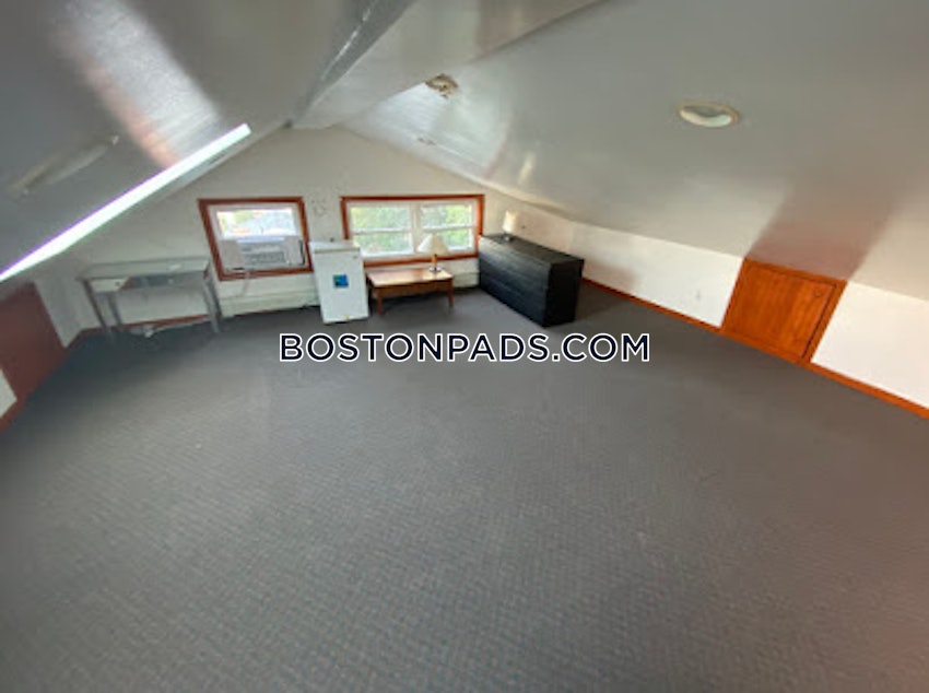 BOSTON - BRIGHTON - OAK SQUARE - 5 Beds, 2.5 Baths - Image 37