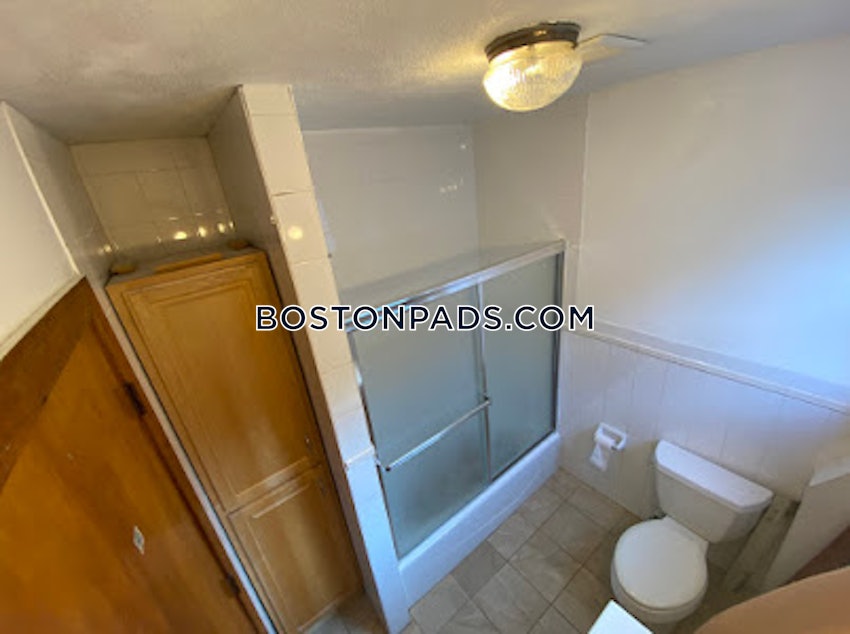 BOSTON - BRIGHTON - OAK SQUARE - 5 Beds, 2.5 Baths - Image 21