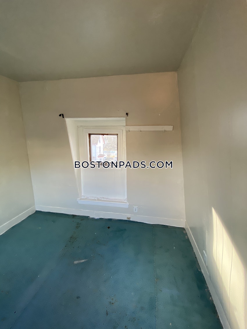 MALDEN - 4 Beds, 1 Bath - Image 1