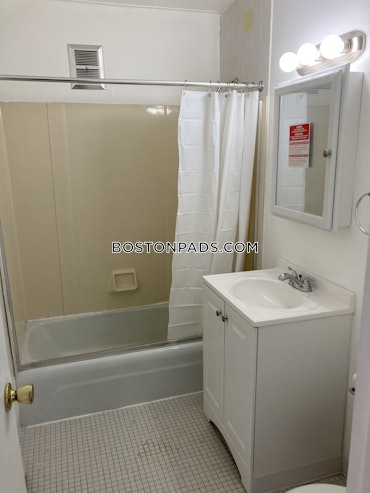 Boston - 2 Beds, 1 Baths